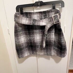 Forever 21 Black and White Plaid Tweed Mini Skirt